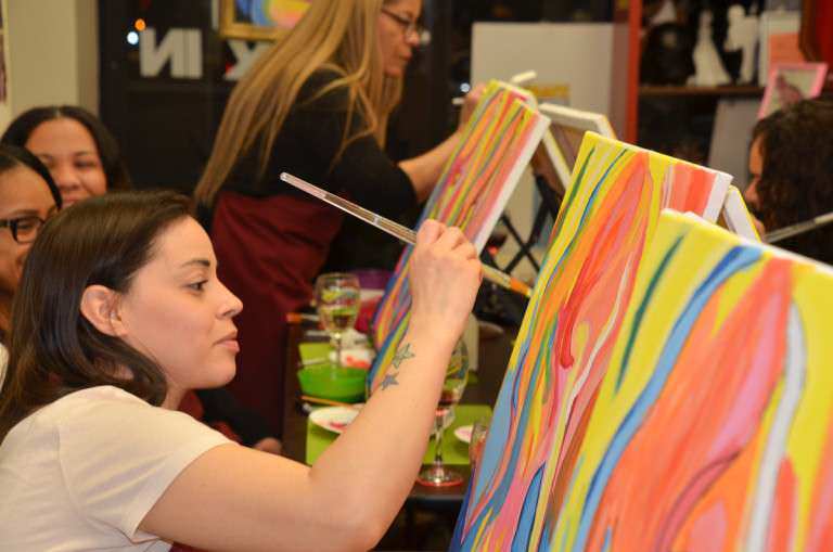 10 Things You Should Know About Sip and Paint Parties - Art Fun Studio