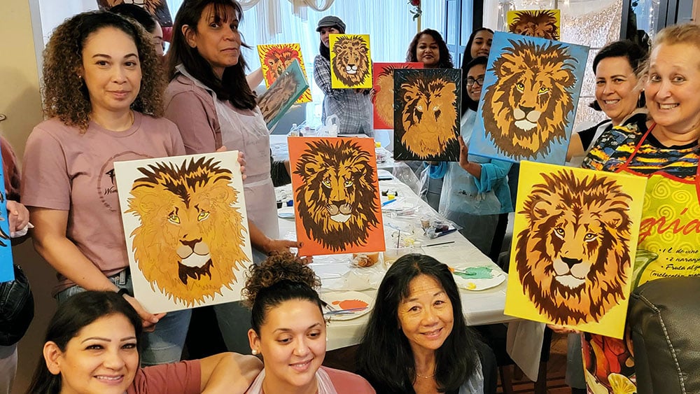 Private sip and paint event participants picture